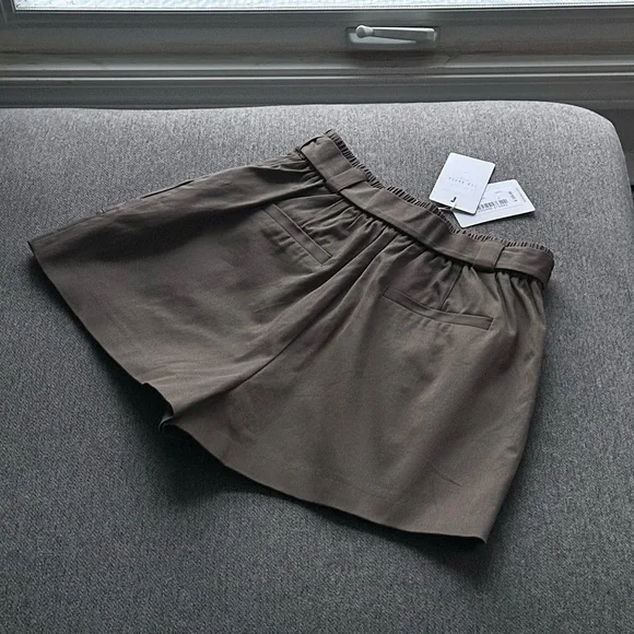 Ted Baker London Olive Green D Ring Detailed Shorts Size 4 NWT - Picture 7 of 7